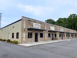 397 Park Ave, Youngsville, NC for lease Interior Photo- Image 2 of 6