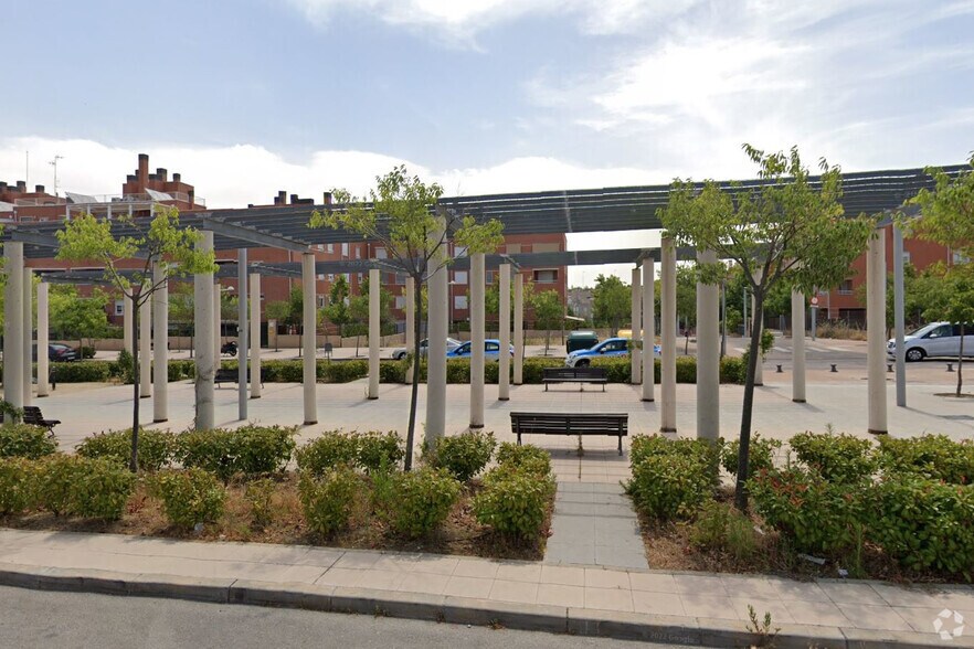 Bulevar Picos de Europa, 14, San Sebastián de los Reyes, Madrid à vendre - Photo du bâtiment - Image 2 de 2