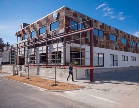 1616 2nd Ave S, Birmingham, AL à louer - Photo du bâtiment - Image 2 de 10