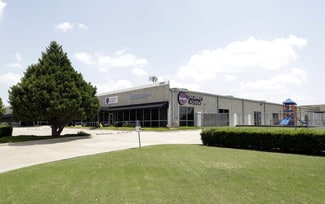 Plus de détails pour 2808-2812 Trinity Square Dr, Carrollton, TX - Local d'activités à louer