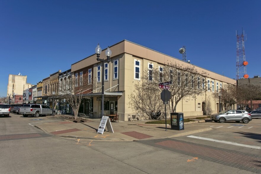 103 N Main St, Bryan, TX for lease - Building Photo - Image 2 of 9