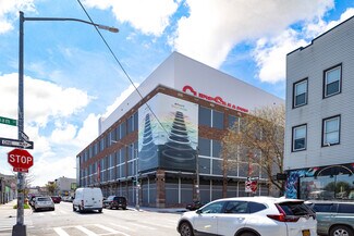 Plus de détails pour 81 Morgan Ave, Brooklyn, NY - Commerce de détail à louer