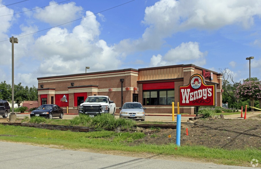 1722 N Main St, Pearland, TX for sale - Primary Photo - Image 1 of 3
