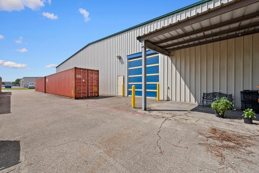 720 Venture Dr, Woodway, TX à louer - Photo du bâtiment - Image 3 de 9