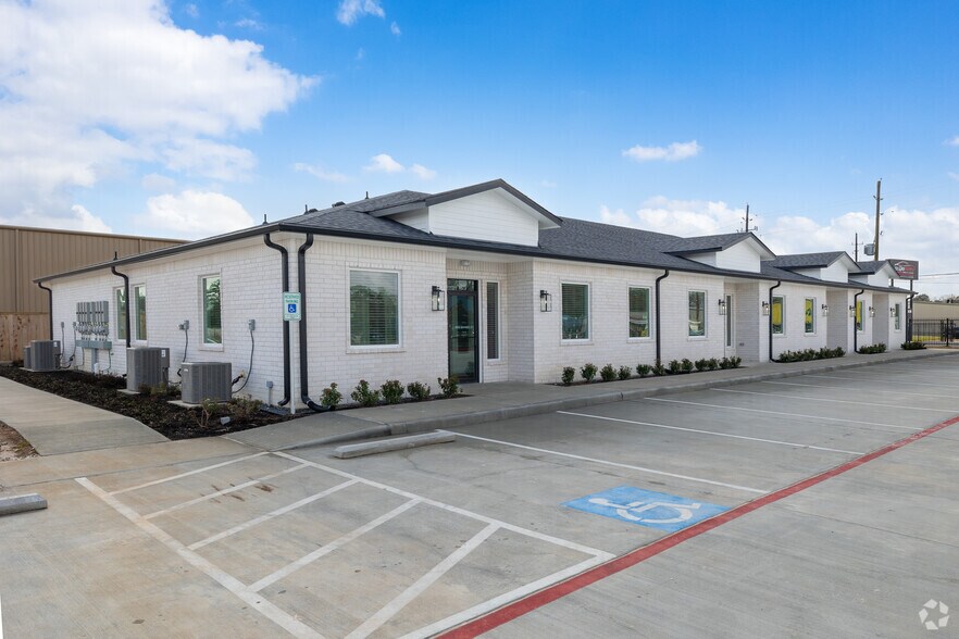 18940 Kuykendahl Rd, Spring, TX à vendre - Photo du bâtiment - Image 2 de 21