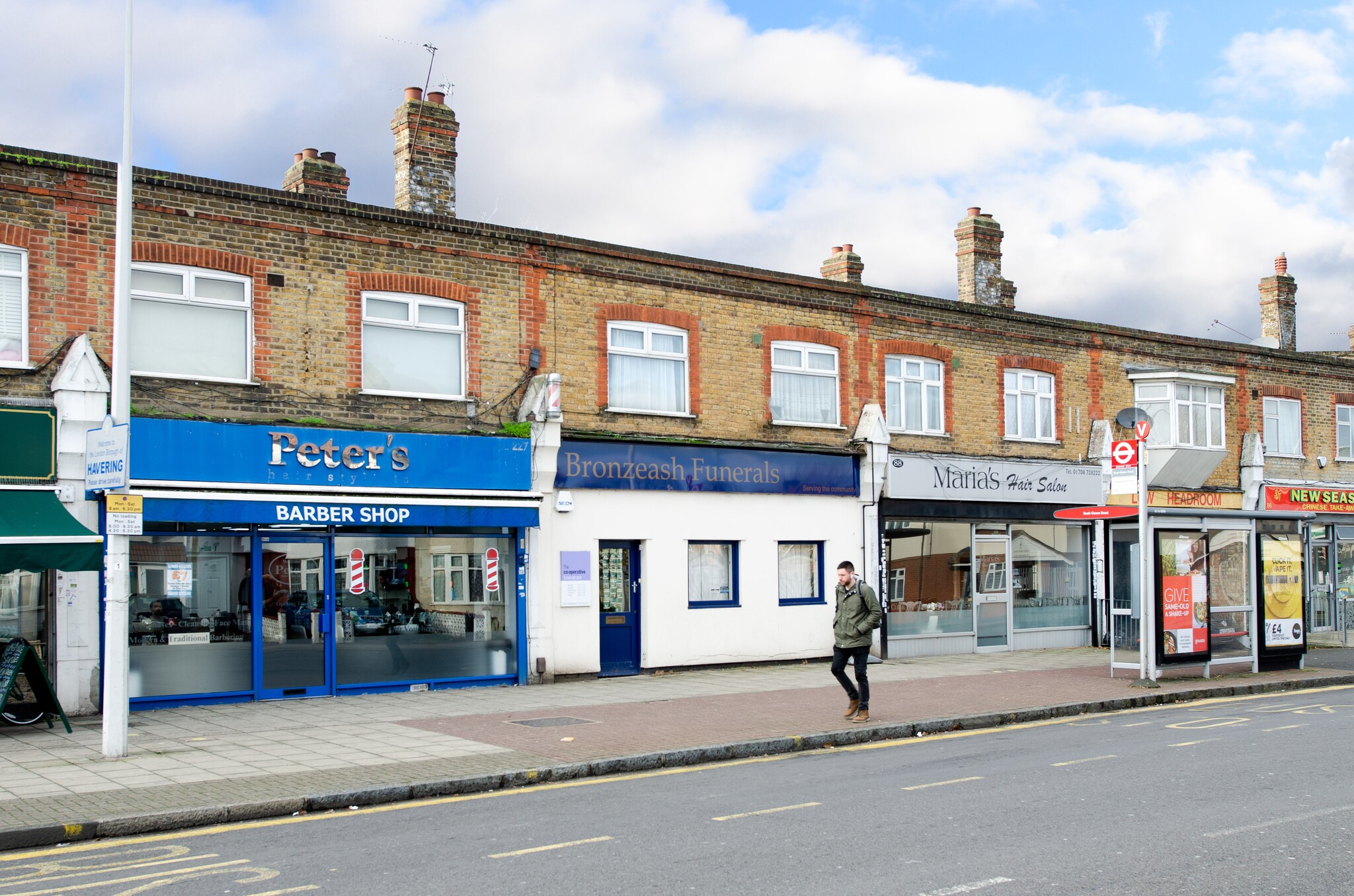 90 Dagenham Rd, Romford for sale Primary Photo- Image 1 of 1