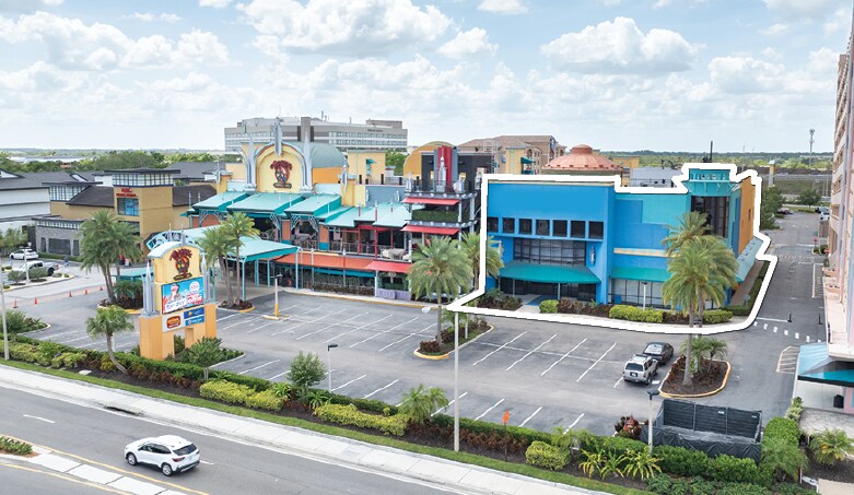 8102 International Dr, Orlando, FL à vendre - Photo du bâtiment - Image 1 de 6