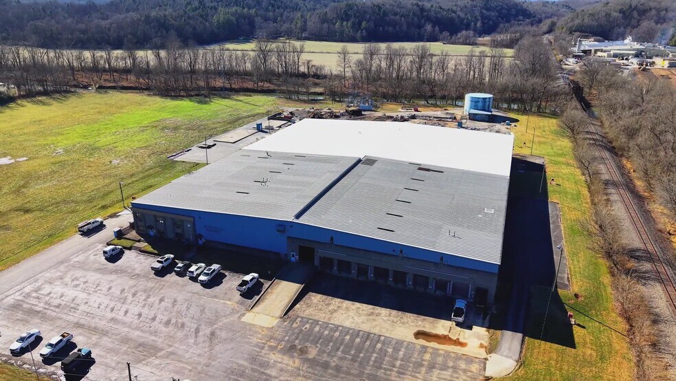 100 Henry McCall Rd, Marion, NC à louer - Vidéo sur l’inscription commerciale - Image 2 de 7