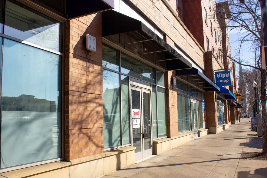 138 Calhoun St, Cincinnati, OH à louer - Photo du bâtiment - Image 2 de 7