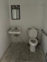 1843-1857 W Ehringhaus Street, Elizabeth City, NC à louer Photo intérieure- Image 2 de 4