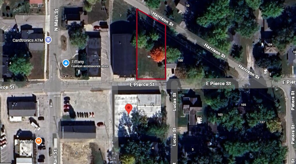 96 E Pierce St, Whitestown, IN à vendre Photo du bâtiment- Image 1 de 2