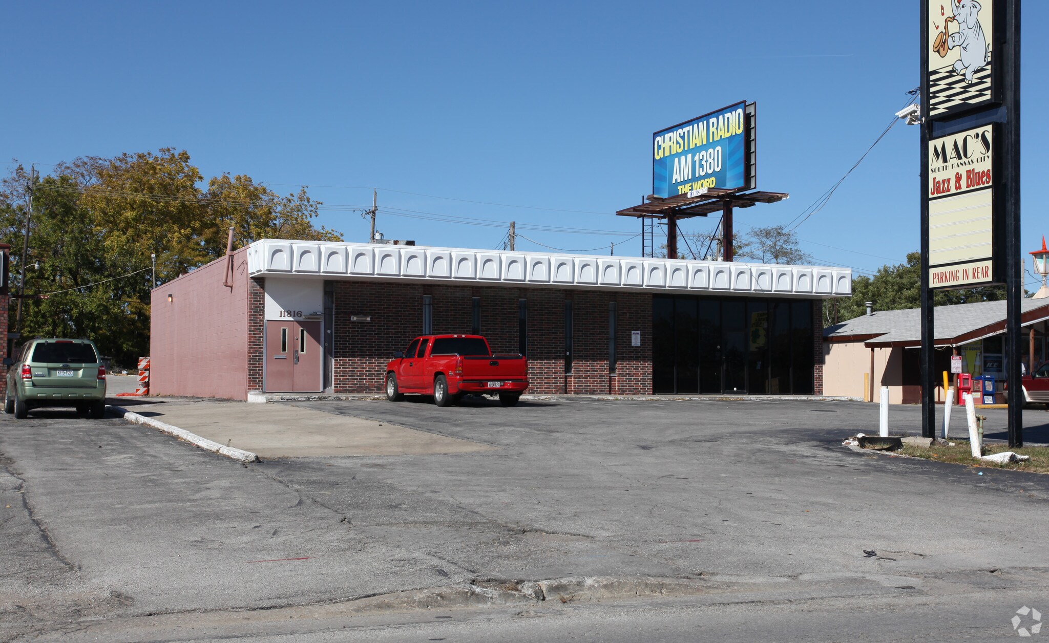 11816 Blue Ridge Blvd, Kansas City, MO for sale Primary Photo- Image 1 of 3