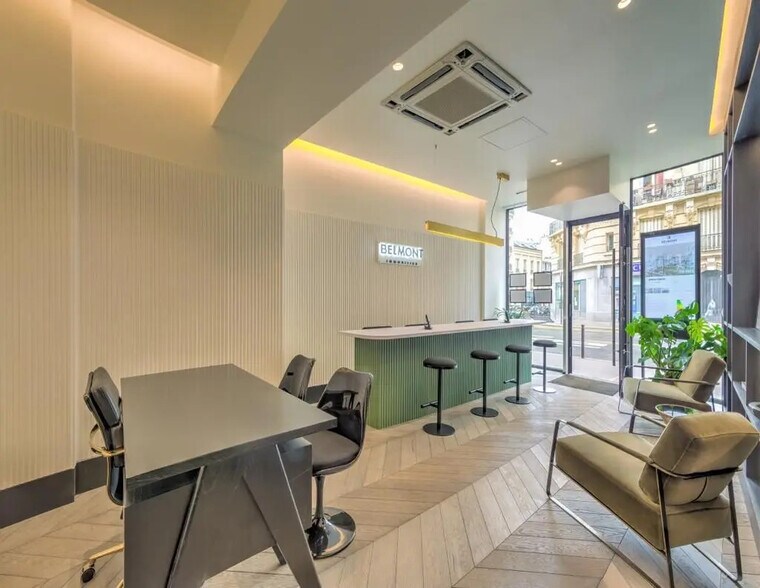 Retail in Paris for lease - Building Photo - Image 2 of 6