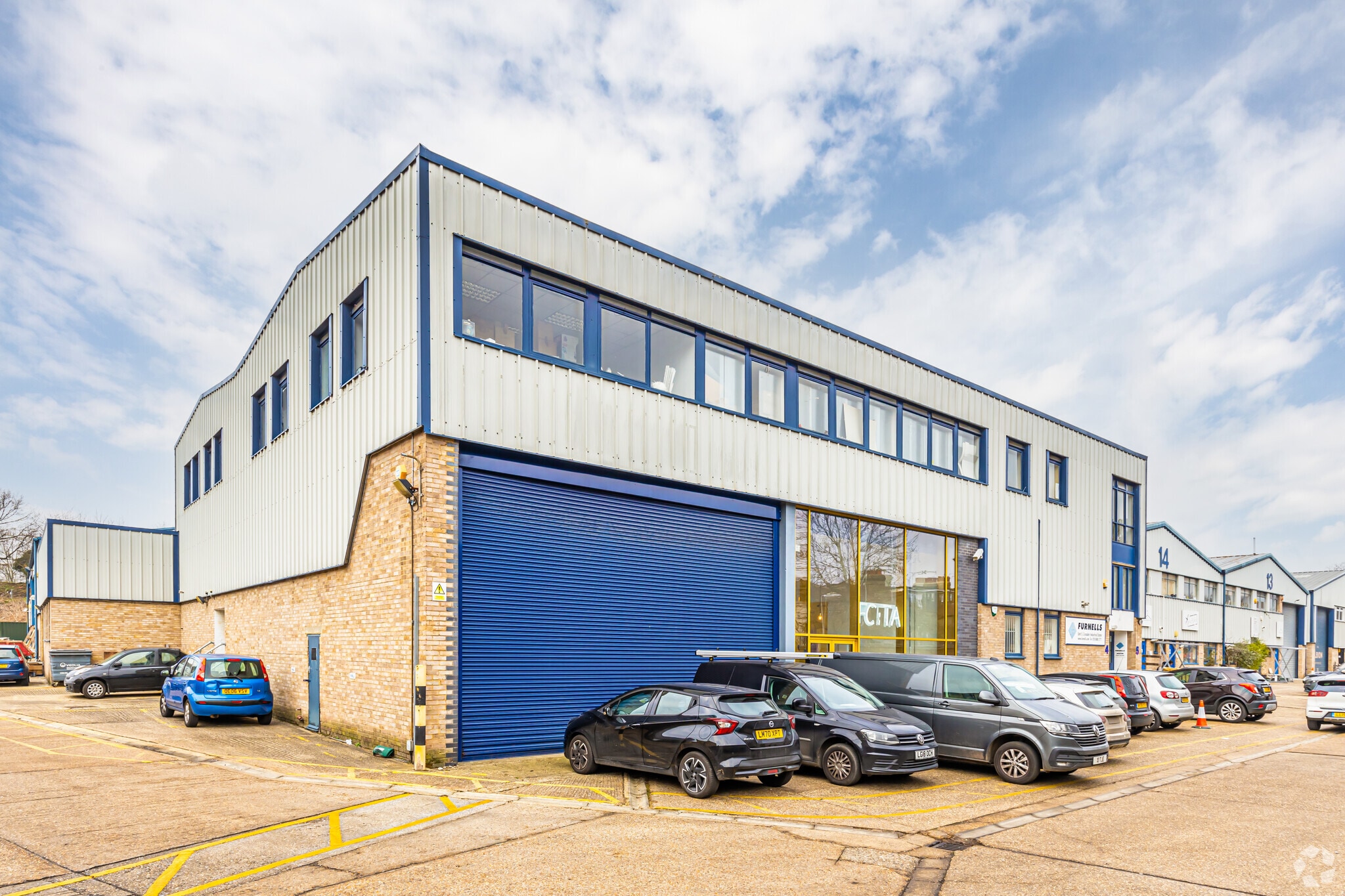 167 Hermitage Rd, London for lease Primary Photo- Image 1 of 6