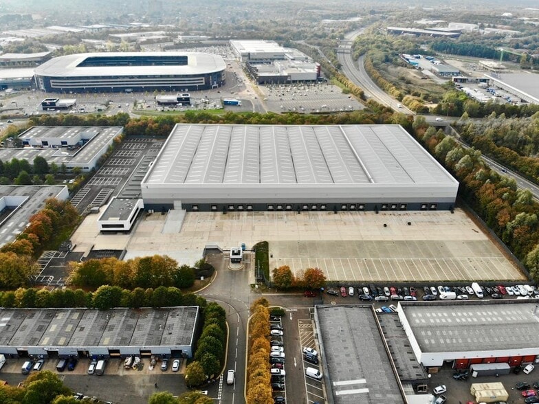Clarke Rd, Milton Keynes à louer - Photo du bâtiment - Image 1 de 1