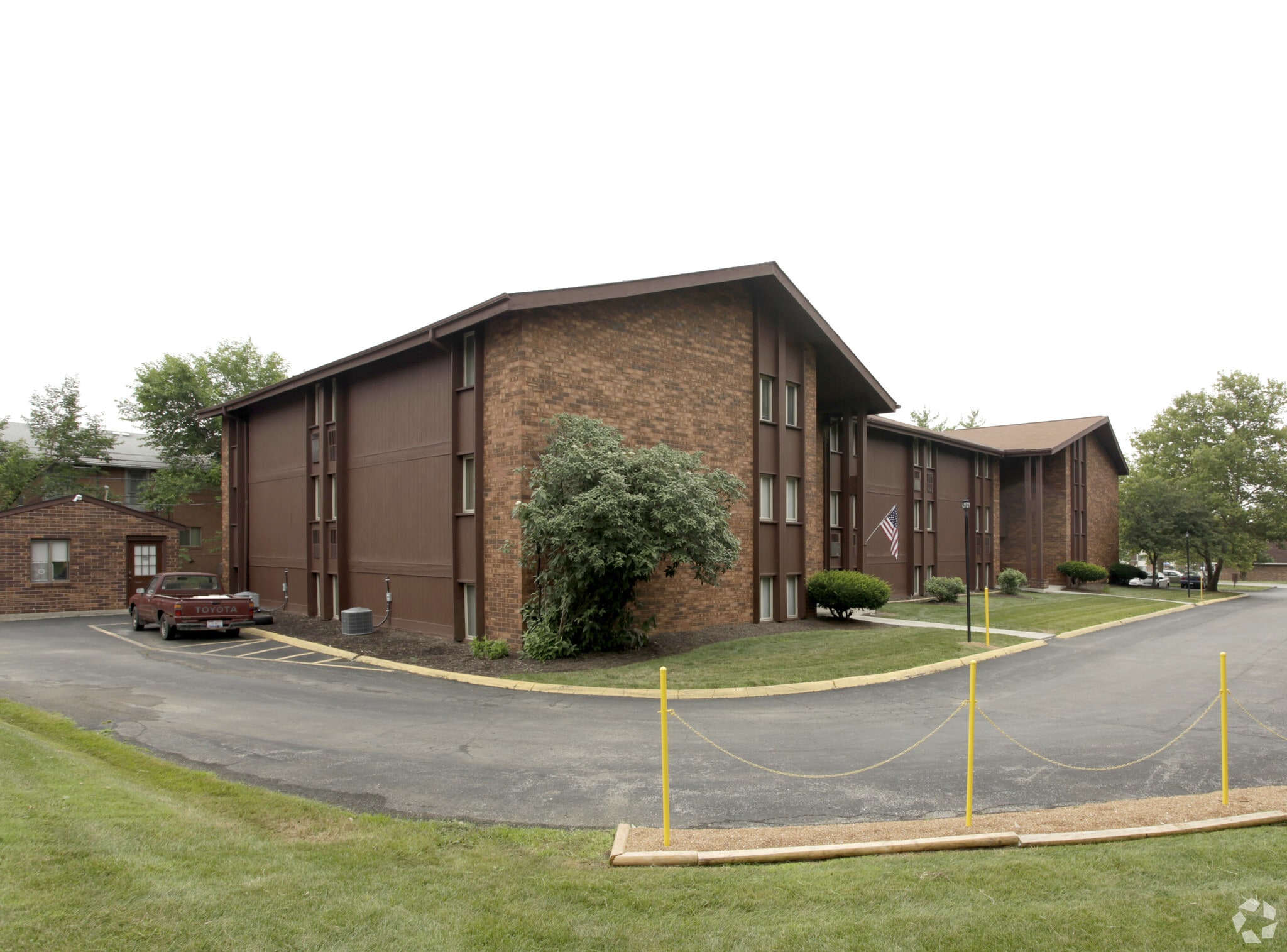 4443-4445 Mobile Dr, Columbus, OH à vendre Photo principale- Image 1 de 14