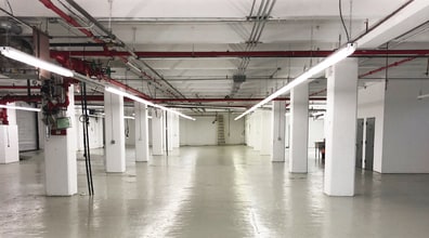 2121 41st Ave, Long Island City, NY à louer Photo intérieure- Image 2 de 5