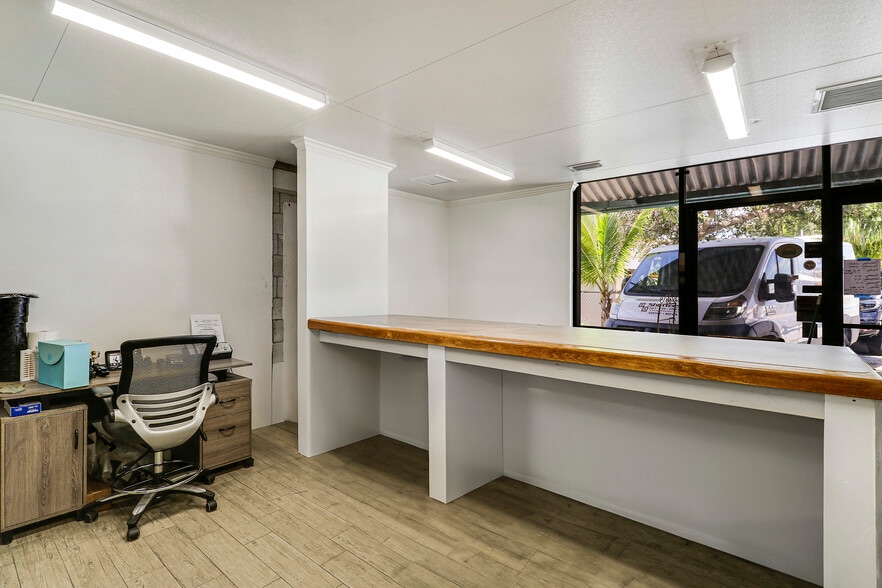 1660 Cypress Dr, Jupiter, FL for sale - Building Photo - Image 3 of 51