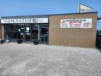 Plus de détails pour 49 Scott St W, St Catharines, ON - Commerce de détail à vendre