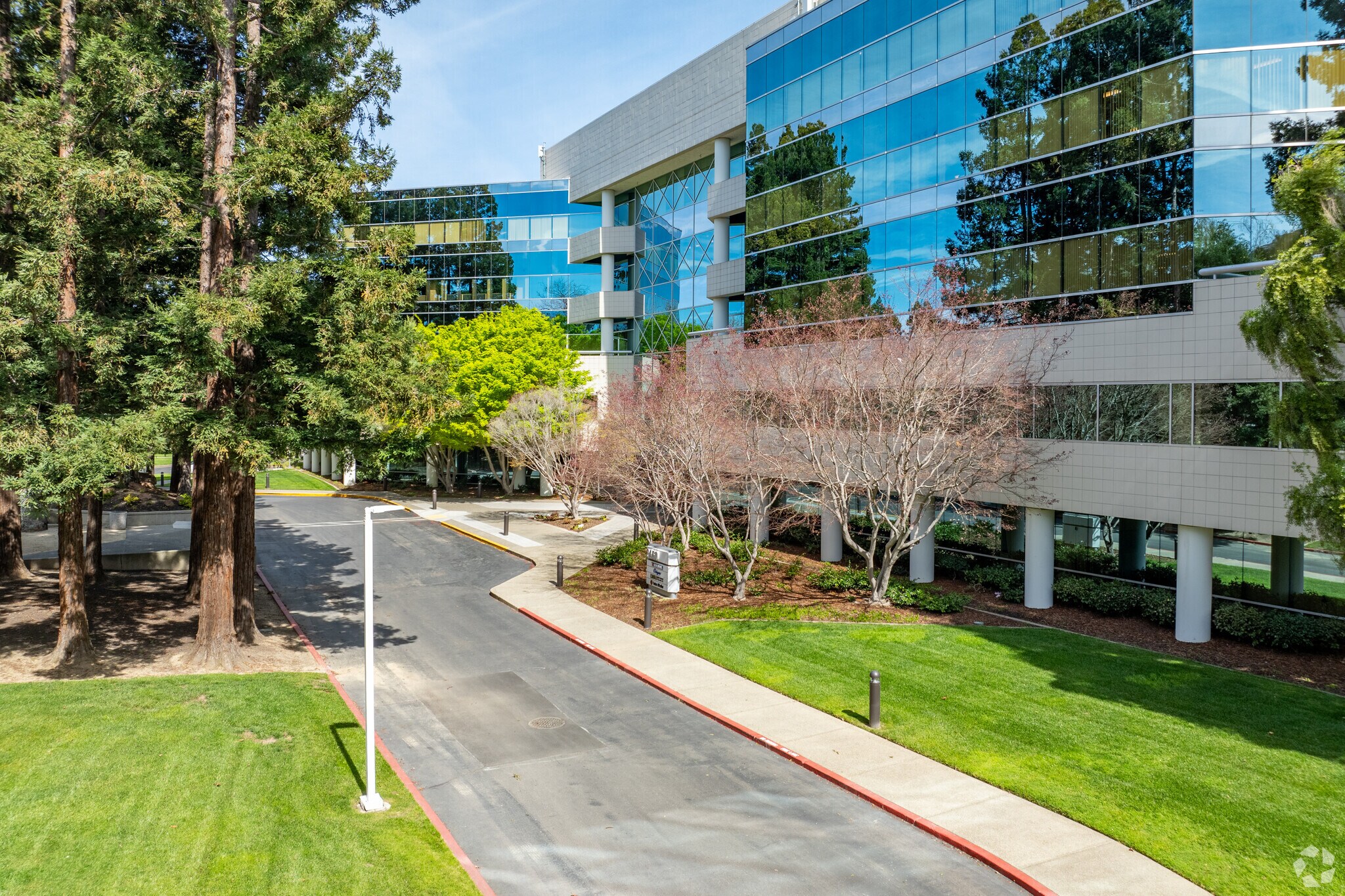 2450 Venture Oaks Way, Sacramento, CA for lease Primary Photo- Image 1 of 15