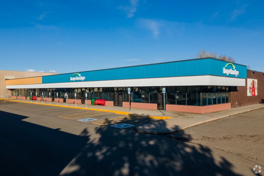 6555-6597 W Colfax Ave, Lakewood, CO for lease - Building Photo - Image 1 of 5