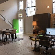 83 Wiese St, San Francisco, CA à louer Photo intérieure- Image 1 de 5