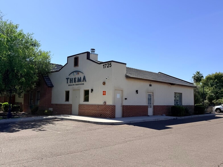 1725 E Osborn Rd, Phoenix, AZ à vendre - Photo du bâtiment - Image 1 de 11