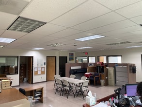 12225 SW Myslony St, Tualatin, OR for sale Interior Photo- Image 2 of 3