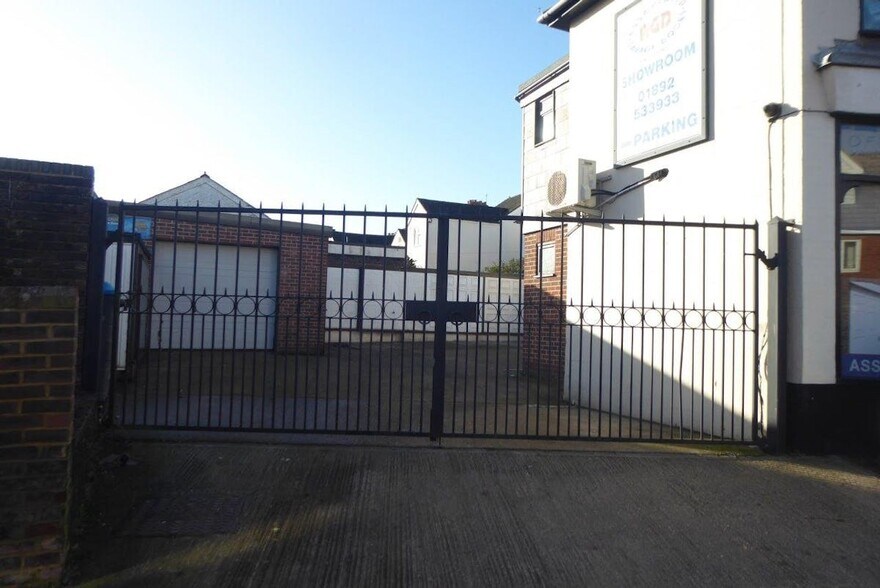 57 High Brooms Rd, Tunbridge Wells à louer - Photo du bâtiment - Image 2 de 7