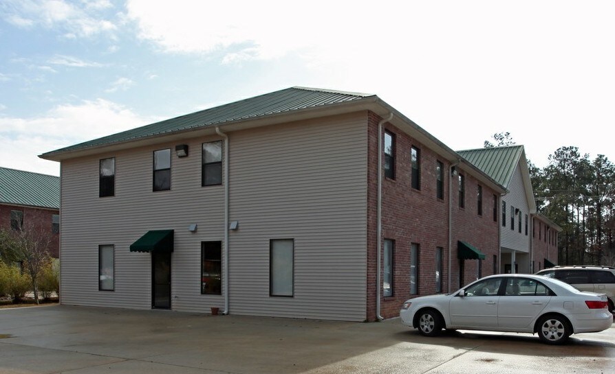 19399 Helenberg Rd, Covington, LA for lease Primary Photo- Image 1 of 9