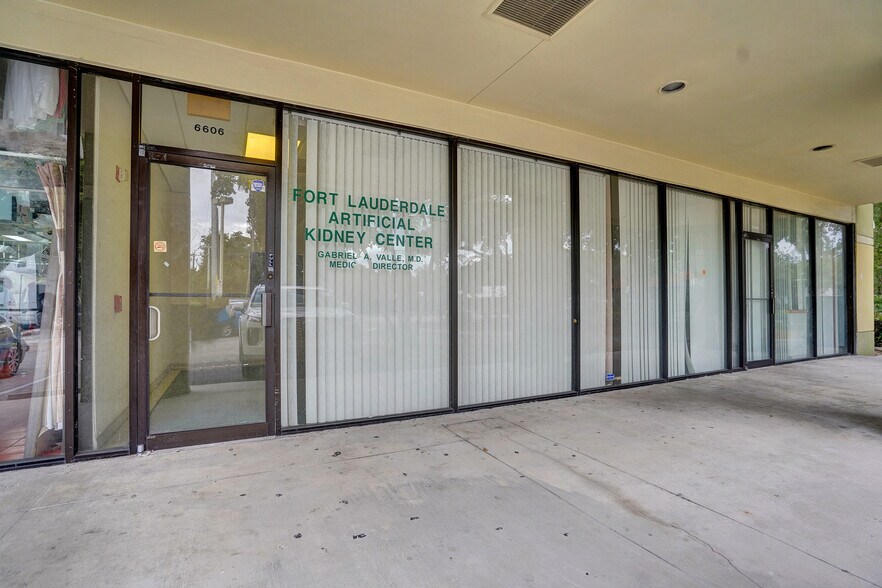 6602-6606 N Federal Hwy, Fort Lauderdale, FL à louer - Photo du bâtiment - Image 2 de 8