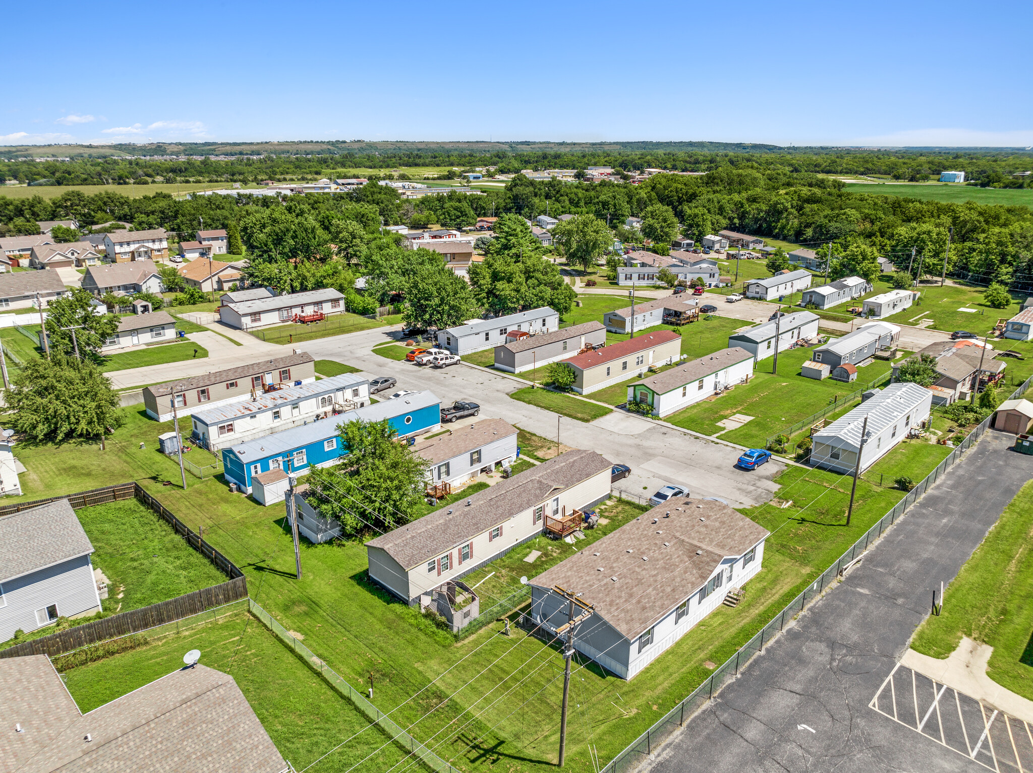 1919 Northwind Dr, Junction City, KS à vendre Photo principale- Image 1 de 1