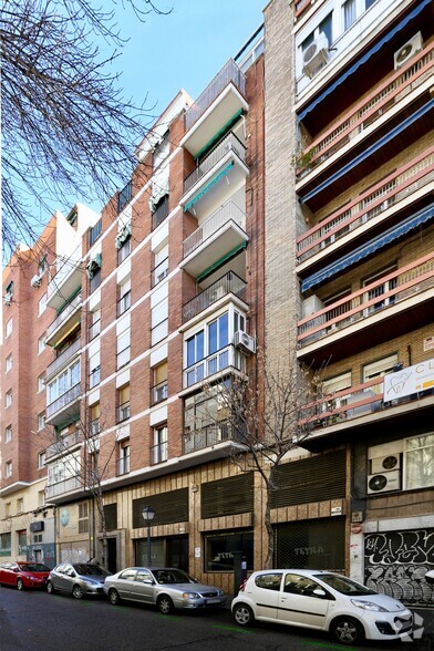 Calle Martín de Vargas, 3, Madrid, Madrid for sale - Primary Photo - Image 1 of 4