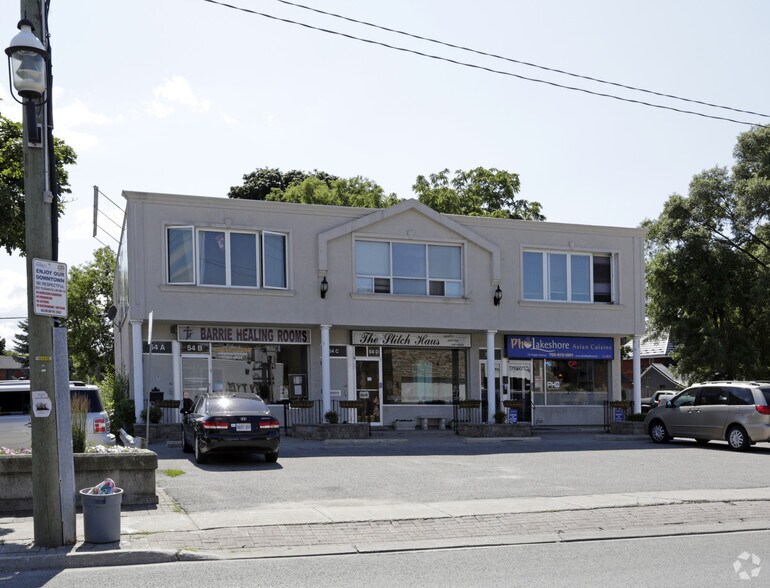 54 Maple Ave, Barrie, ON à vendre - Photo du bâtiment - Image 2 de 11