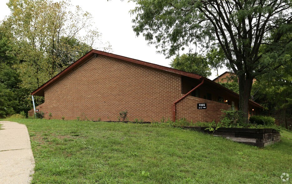 7225 Dixie Hwy, Fairfield, OH for sale - Building Photo - Image 2 of 3