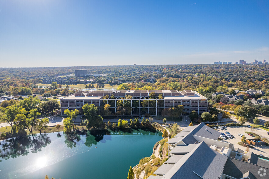 12404 Park Central Dr, Dallas, TX for lease - Aerial - Image 3 of 17