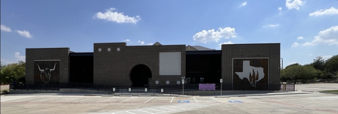 660 Walnut Ridge Dr, Irving, TX for lease Primary Photo- Image 1 of 12