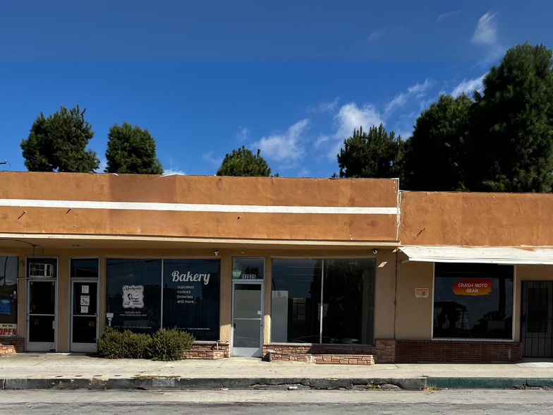 12817-12827 E Penn St, Whittier, CA for lease - Building Photo - Image 1 of 5