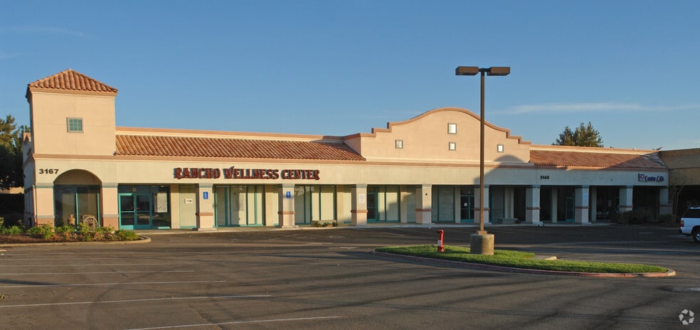 3027 Rancho Vista Blvd, Palmdale, CA for lease - Building Photo - Image 3 of 8