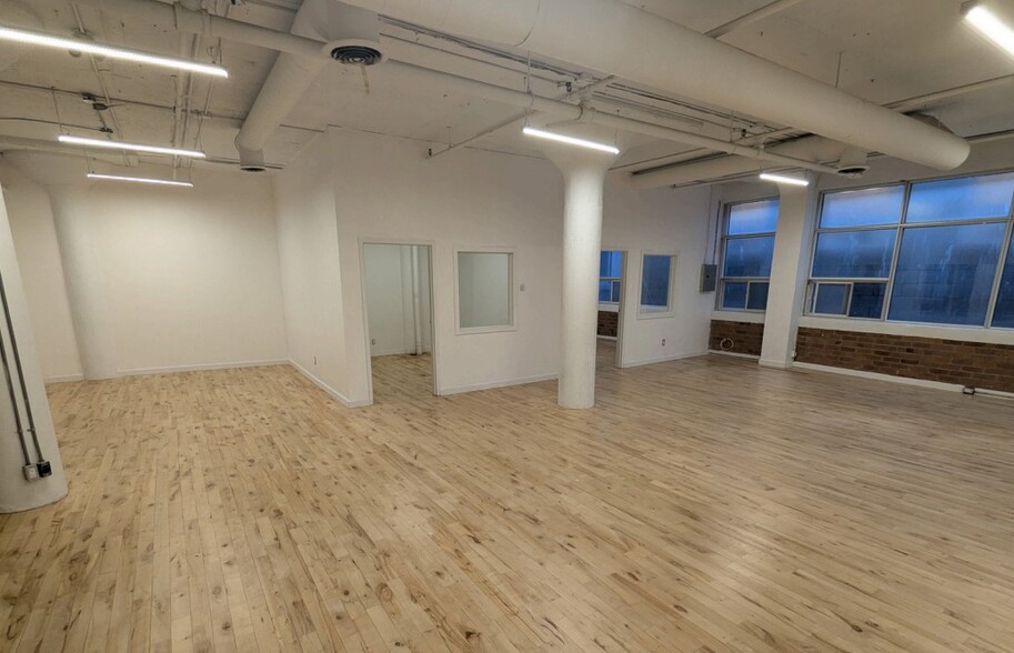 626 King St W, Toronto, ON for lease - Interior Photo - Image 2 of 3