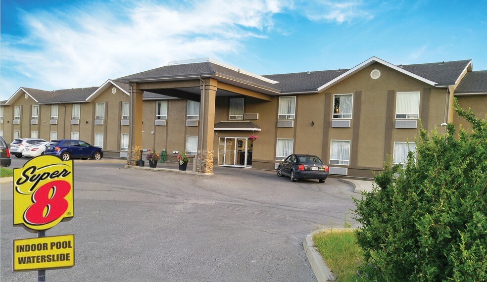 2370 Cranbrook St, Cranbrook, BC for sale - Primary Photo - Image 1 of 1