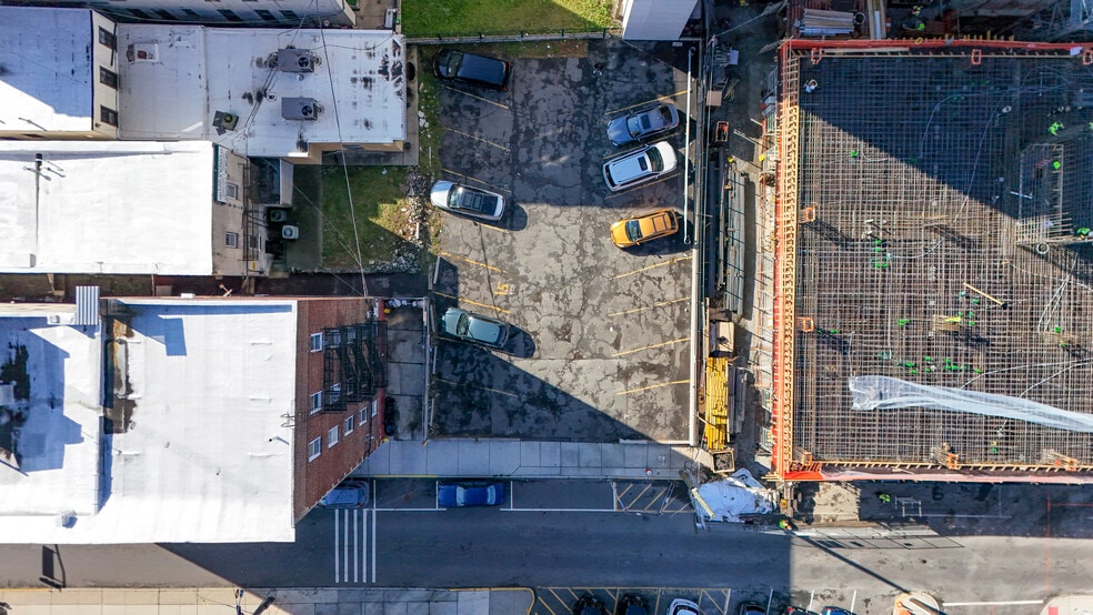 5135 Bergenline Ave, West New York, NJ for sale - Building Photo - Image 3 of 16