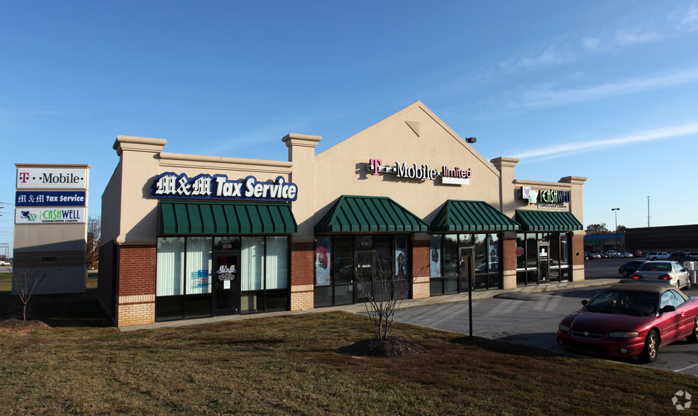 3907 Grandview Dr, Simpsonville, SC for lease - Primary Photo - Image 1 of 3