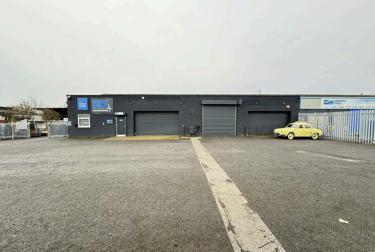 Royce Rd, Peterborough for lease Building Photo- Image 1 of 5