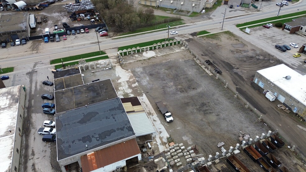 412 Elizabeth St, Guelph, ON for lease - Building Photo - Image 2 of 6