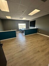 7980-8024 Wiles Rd, Coral Springs, FL for lease Interior Photo- Image 1 of 3