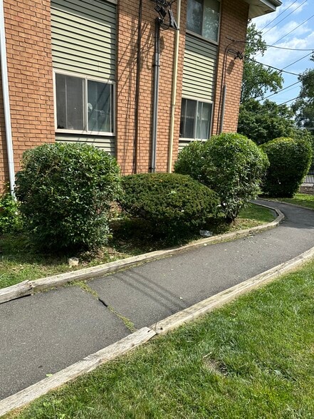 16-18 Waldron Ave, Nyack, NY for sale - Building Photo - Image 2 of 10