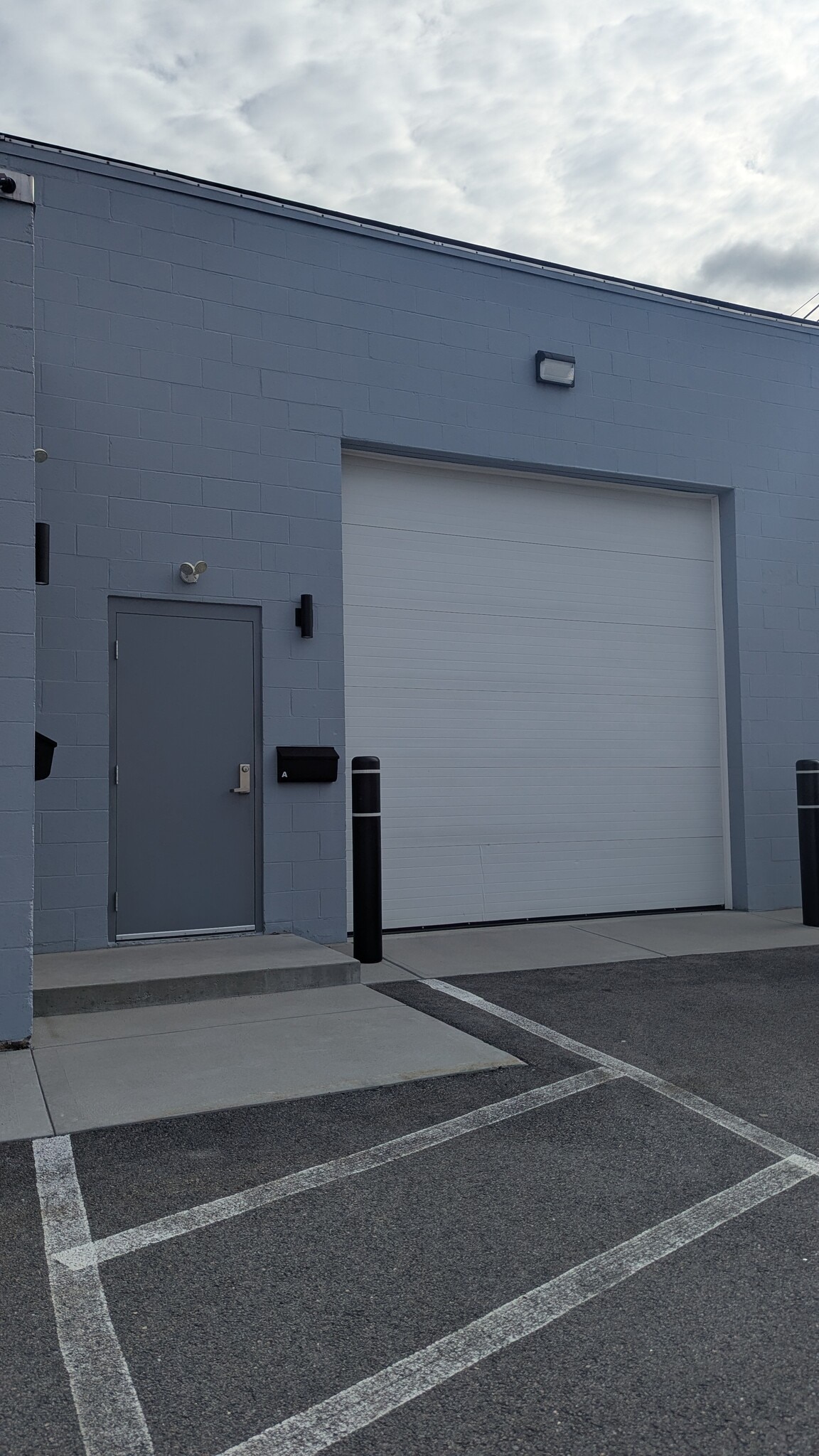 26 Oakdale Ave, Johnston, RI for lease Building Photo- Image 1 of 8