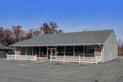 247 W Kings Hwy, Eden, NC for sale - Primary Photo - Image 1 of 52