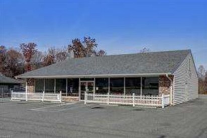 Plus de détails pour 247 W Kings Hwy, Eden, NC - Commerce de détail à vendre